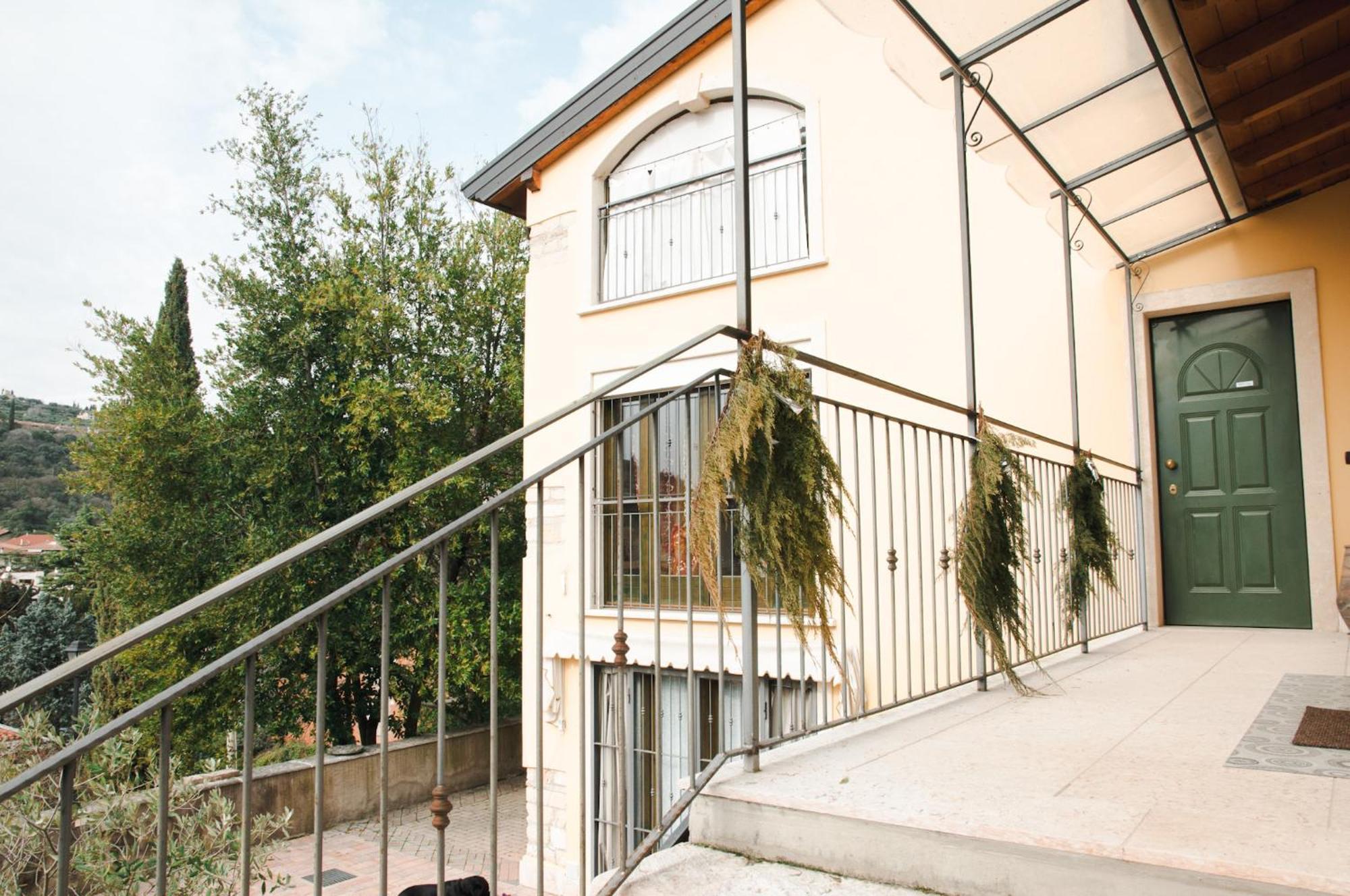 Casale Manzoni Apartment Verona Bagian luar foto