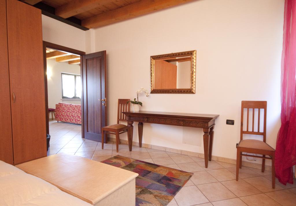 Casale Manzoni Apartment Verona Bagian luar foto