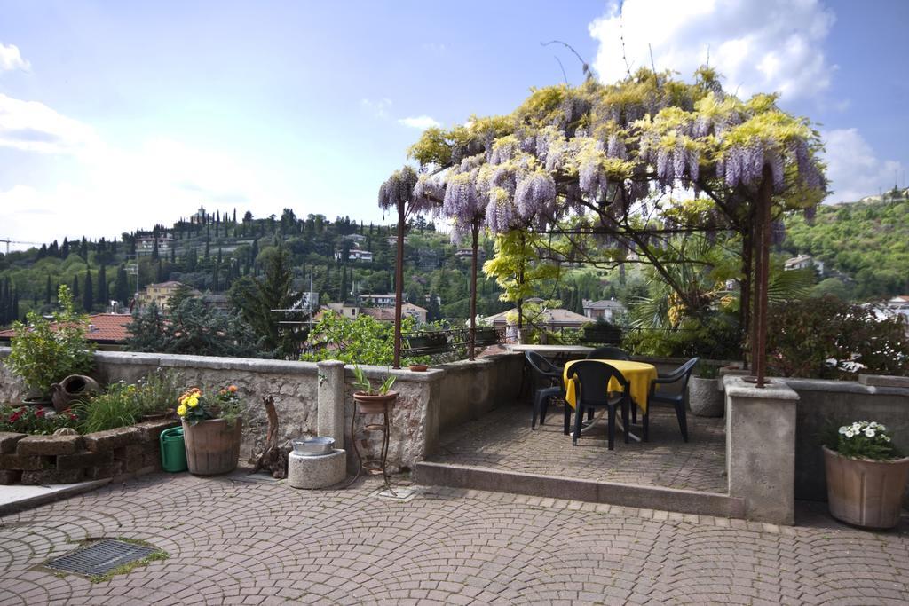 Casale Manzoni Apartment Verona Bagian luar foto